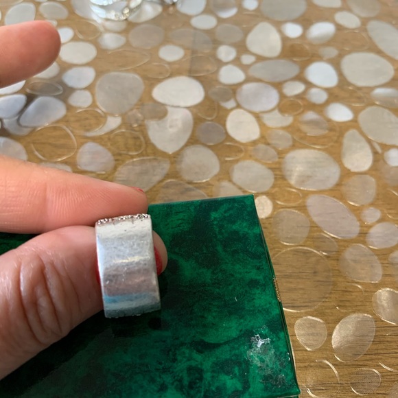 Silver ring - Picture 4 of 4